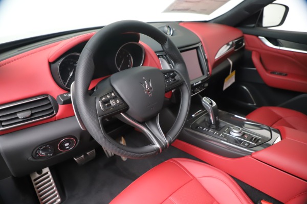 New 2020 Maserati Levante S Q4 GranSport for sale $101,535 at Alfa Romeo of Westport in Westport CT 06880 13