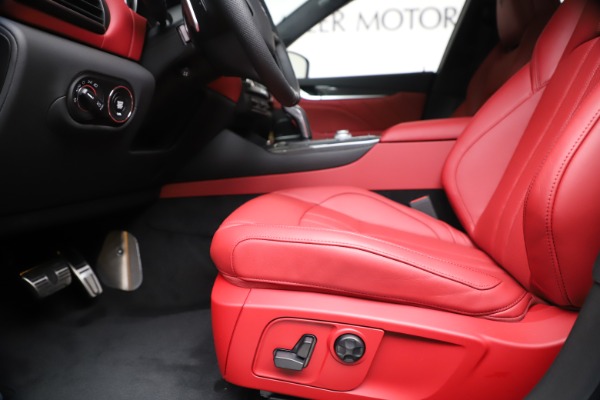 New 2020 Maserati Levante S Q4 GranSport for sale $101,535 at Alfa Romeo of Westport in Westport CT 06880 14