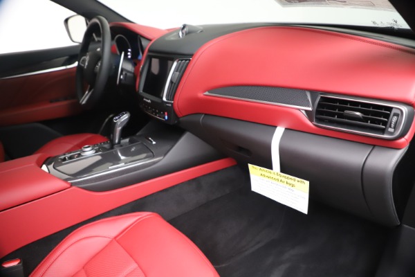 New 2020 Maserati Levante S Q4 GranSport for sale $101,535 at Alfa Romeo of Westport in Westport CT 06880 21