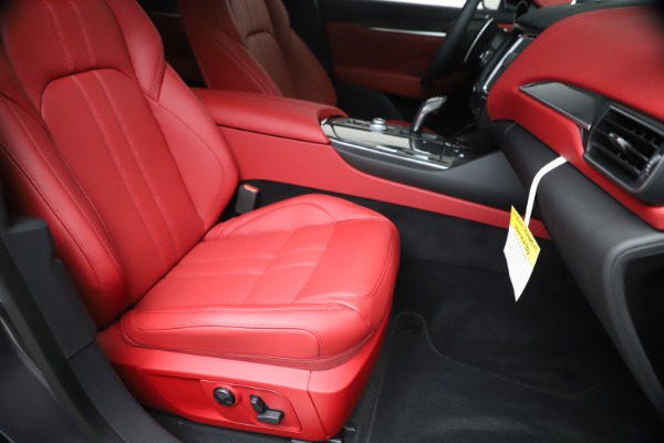 New 2020 Maserati Levante S Q4 GranSport for sale $101,535 at Alfa Romeo of Westport in Westport CT 06880 23