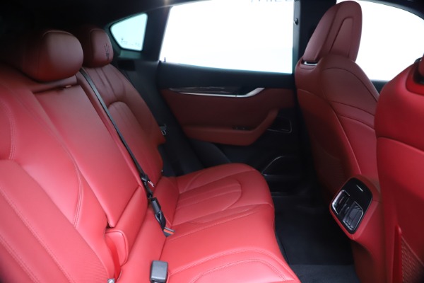 New 2020 Maserati Levante S Q4 GranSport for sale $101,535 at Alfa Romeo of Westport in Westport CT 06880 26