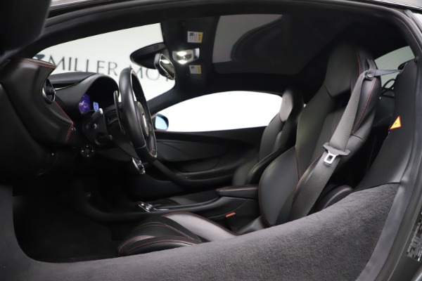 Used 2017 McLaren 570GT for sale $145,900 at Alfa Romeo of Westport in Westport CT 06880 10