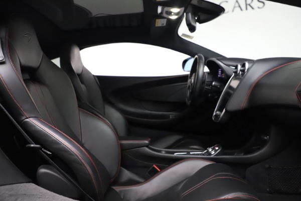 Used 2017 McLaren 570GT for sale $145,900 at Alfa Romeo of Westport in Westport CT 06880 13