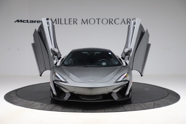 Used 2017 McLaren 570GT for sale Sold at Alfa Romeo of Westport in Westport CT 06880 7