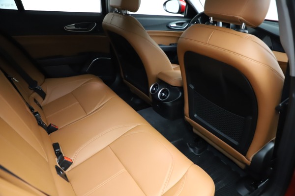 Used 2020 Alfa Romeo Giulia Q4 for sale Sold at Alfa Romeo of Westport in Westport CT 06880 21