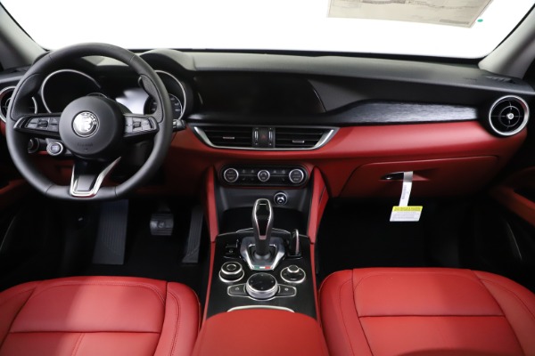 New 2020 Alfa Romeo Stelvio Sport Q4 for sale $50,795 at Alfa Romeo of Westport in Westport CT 06880 16