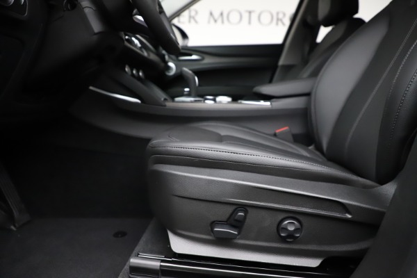 New 2020 Alfa Romeo Stelvio Ti Q4 for sale Call for price at Alfa Romeo of Westport in Westport CT 06880 14