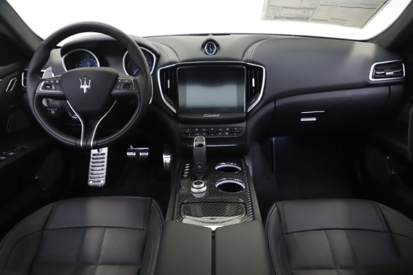 New 2019 Maserati Ghibli S Q4 GranSport for sale Sold at Alfa Romeo of Westport in Westport CT 06880 16