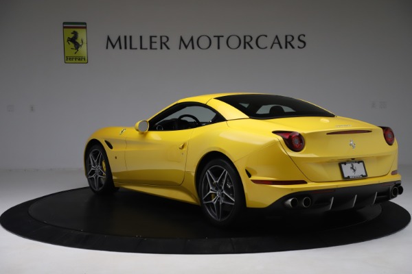 Used 2015 Ferrari California T for sale Sold at Alfa Romeo of Westport in Westport CT 06880 15