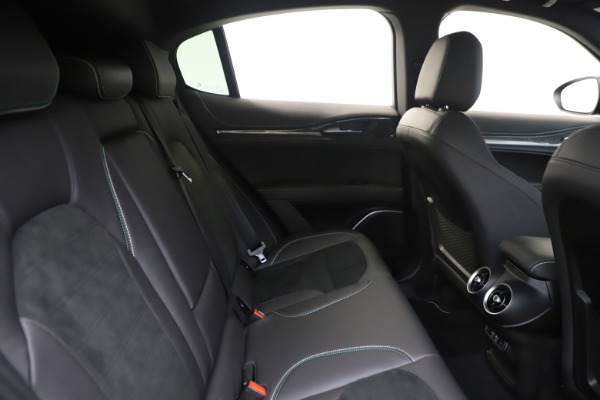New 2020 Alfa Romeo Stelvio Quadrifoglio for sale $88,845 at Alfa Romeo of Westport in Westport CT 06880 27