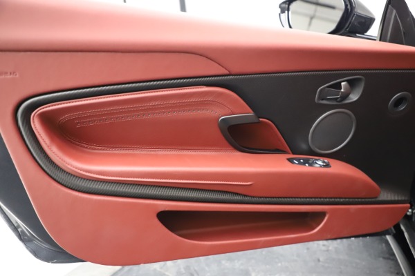 New 2020 Aston Martin DB11 Volante Convertible for sale $263,681 at Alfa Romeo of Westport in Westport CT 06880 21