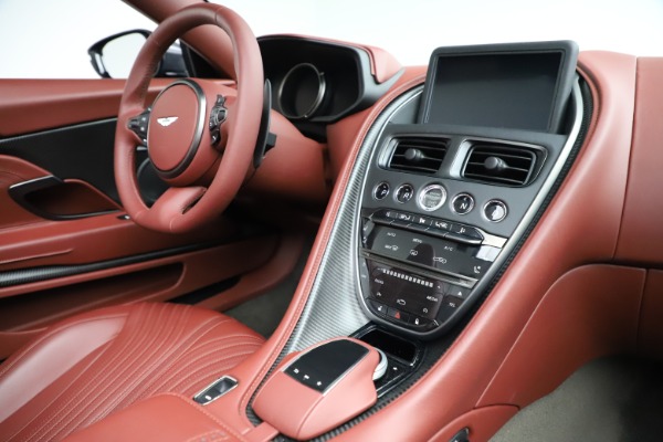 New 2020 Aston Martin DB11 Volante Convertible for sale $263,681 at Alfa Romeo of Westport in Westport CT 06880 24