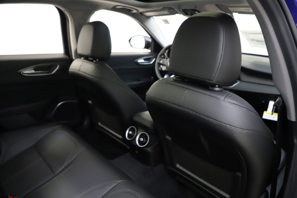 New 2020 Alfa Romeo Giulia Ti Q4 for sale $46,145 at Alfa Romeo of Westport in Westport CT 06880 28