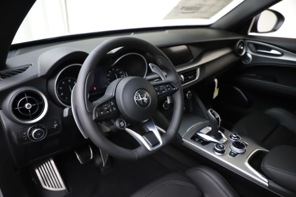 New 2020 Alfa Romeo Stelvio Ti Sport Q4 for sale Sold at Alfa Romeo of Westport in Westport CT 06880 13