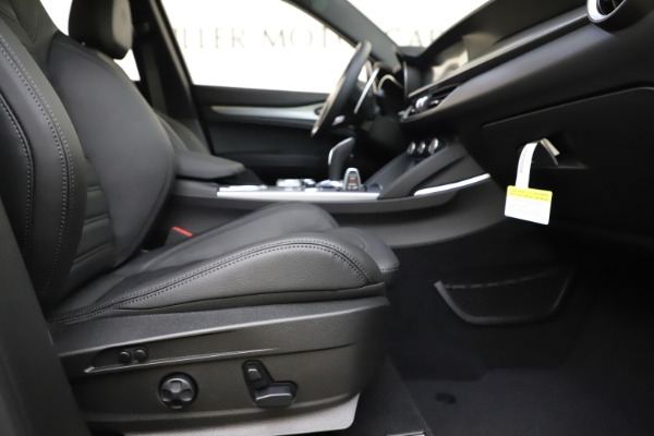 New 2020 Alfa Romeo Stelvio Ti Sport Q4 for sale Sold at Alfa Romeo of Westport in Westport CT 06880 23