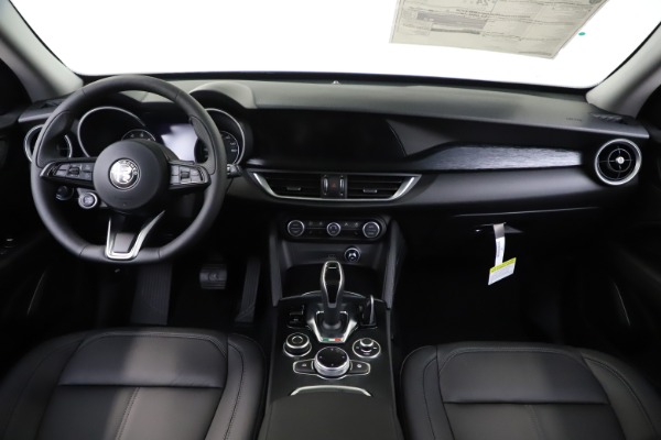 New 2020 Alfa Romeo Stelvio Sport Q4 for sale $49,695 at Alfa Romeo of Westport in Westport CT 06880 16