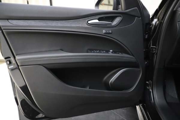 New 2020 Alfa Romeo Stelvio Sport Q4 for sale $49,695 at Alfa Romeo of Westport in Westport CT 06880 17