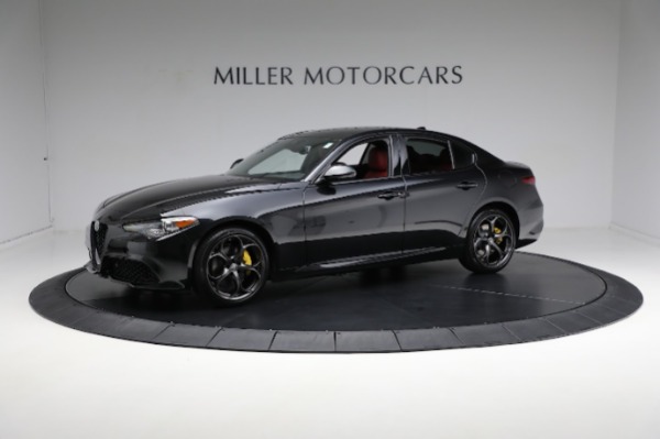 Used 2021 Alfa Romeo Giulia Veloce for sale Sold at Alfa Romeo of Westport in Westport CT 06880 4