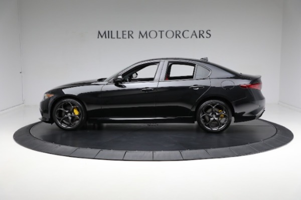 Used 2021 Alfa Romeo Giulia Veloce for sale Sold at Alfa Romeo of Westport in Westport CT 06880 7