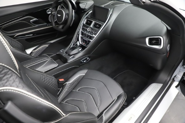 New 2020 Aston Martin DBS Superleggera Volante Convertible for sale $353,931 at Alfa Romeo of Westport in Westport CT 06880 17