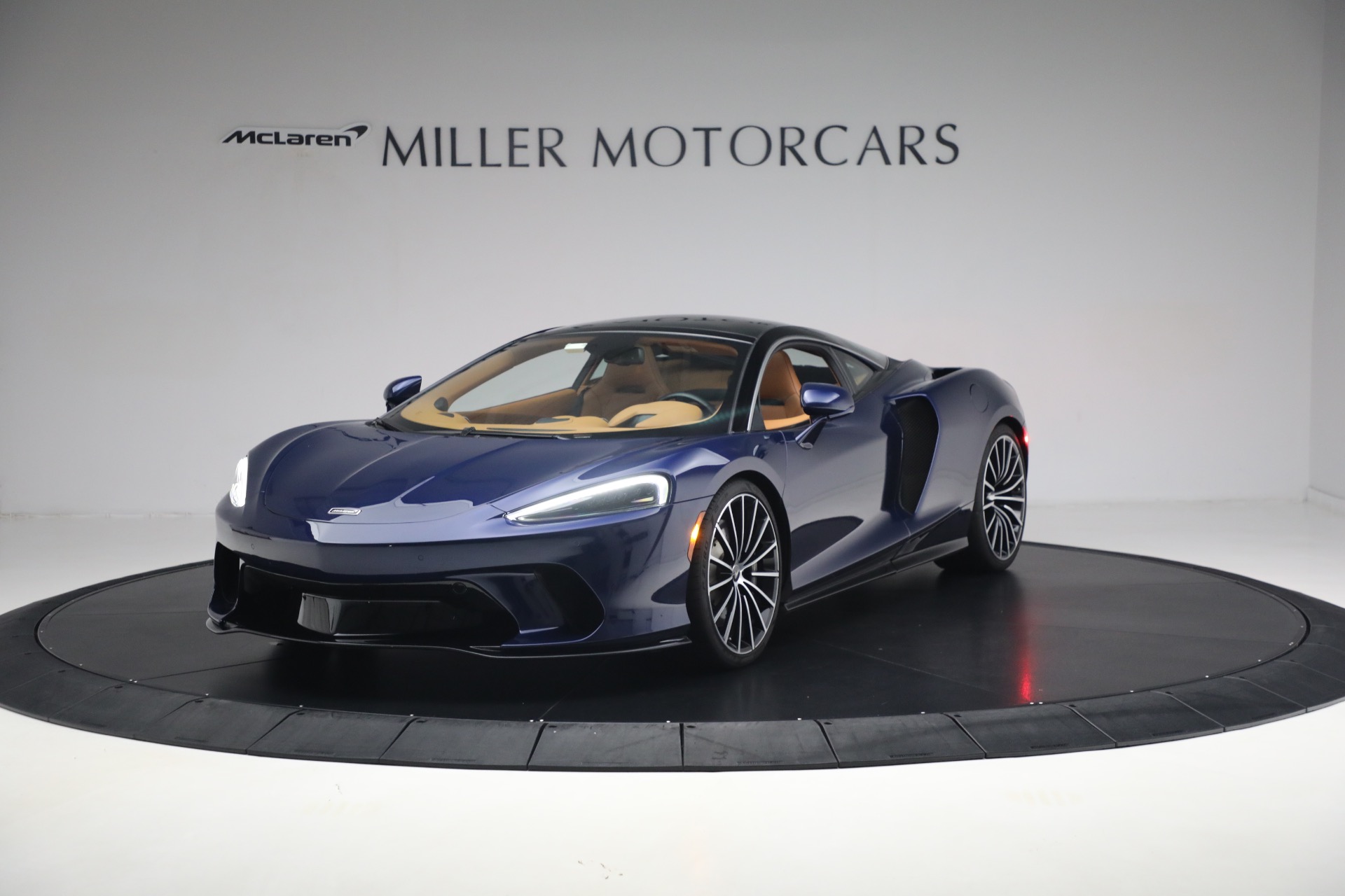 New 2020 McLaren GT Coupe for sale $244,675 at Alfa Romeo of Westport in Westport CT 06880 1