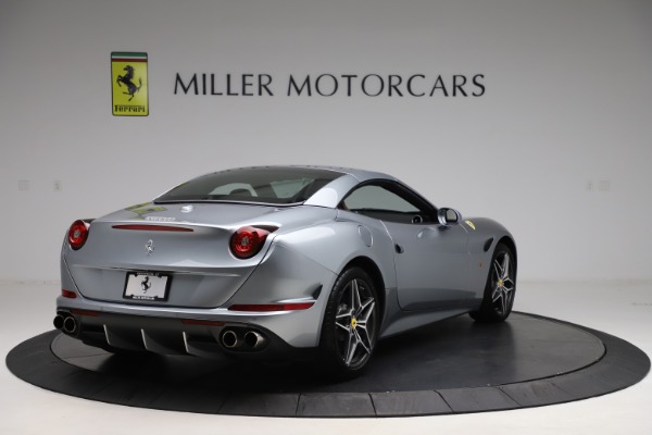 Used 2016 Ferrari California T for sale Sold at Alfa Romeo of Westport in Westport CT 06880 19