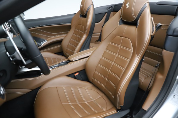 Used 2016 Ferrari California T for sale Sold at Alfa Romeo of Westport in Westport CT 06880 27
