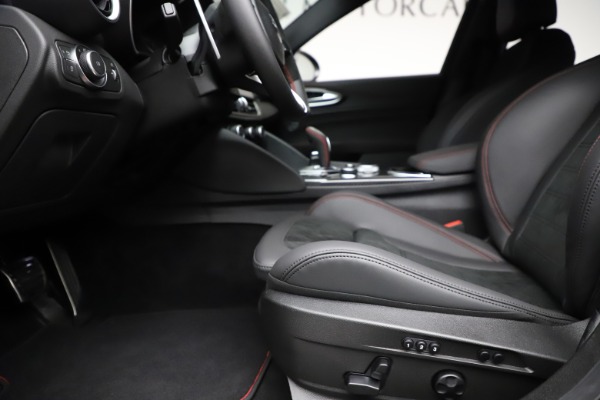 New 2020 Alfa Romeo Giulia Quadrifoglio for sale Sold at Alfa Romeo of Westport in Westport CT 06880 14