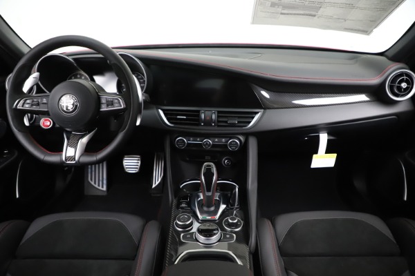 New 2020 Alfa Romeo Giulia Quadrifoglio for sale Sold at Alfa Romeo of Westport in Westport CT 06880 16