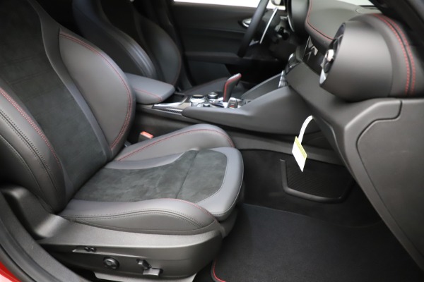New 2020 Alfa Romeo Giulia Quadrifoglio for sale Sold at Alfa Romeo of Westport in Westport CT 06880 24