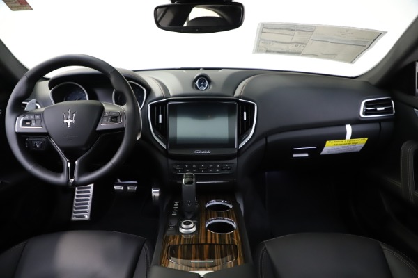 New 2020 Maserati Ghibli S Q4 GranLusso for sale $94,335 at Alfa Romeo of Westport in Westport CT 06880 16