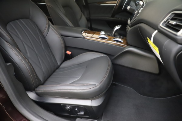 New 2020 Maserati Ghibli S Q4 GranLusso for sale $94,335 at Alfa Romeo of Westport in Westport CT 06880 24