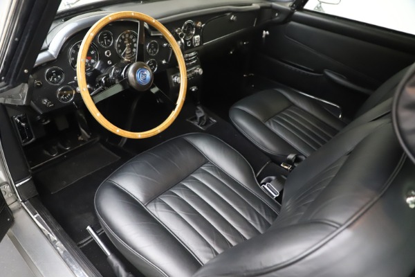 Used 1964 Aston Martin DB5 for sale Sold at Alfa Romeo of Westport in Westport CT 06880 15