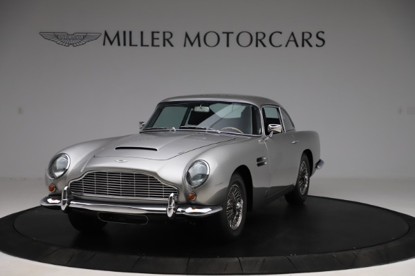 Used 1964 Aston Martin DB5 for sale Sold at Alfa Romeo of Westport in Westport CT 06880 2