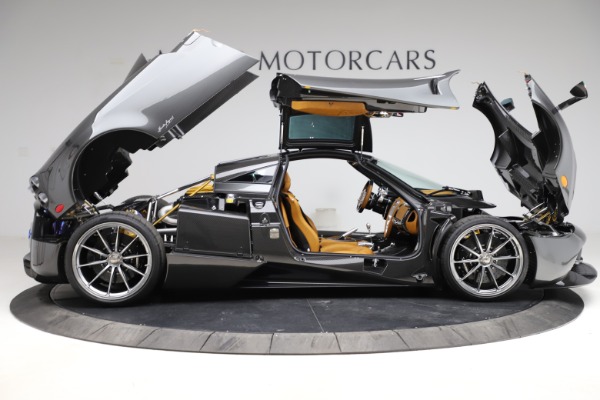 Used 2014 Pagani Huayra Tempesta for sale Sold at Alfa Romeo of Westport in Westport CT 06880 22