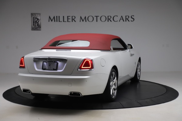 Used 2016 Rolls-Royce Dawn for sale Sold at Alfa Romeo of Westport in Westport CT 06880 16