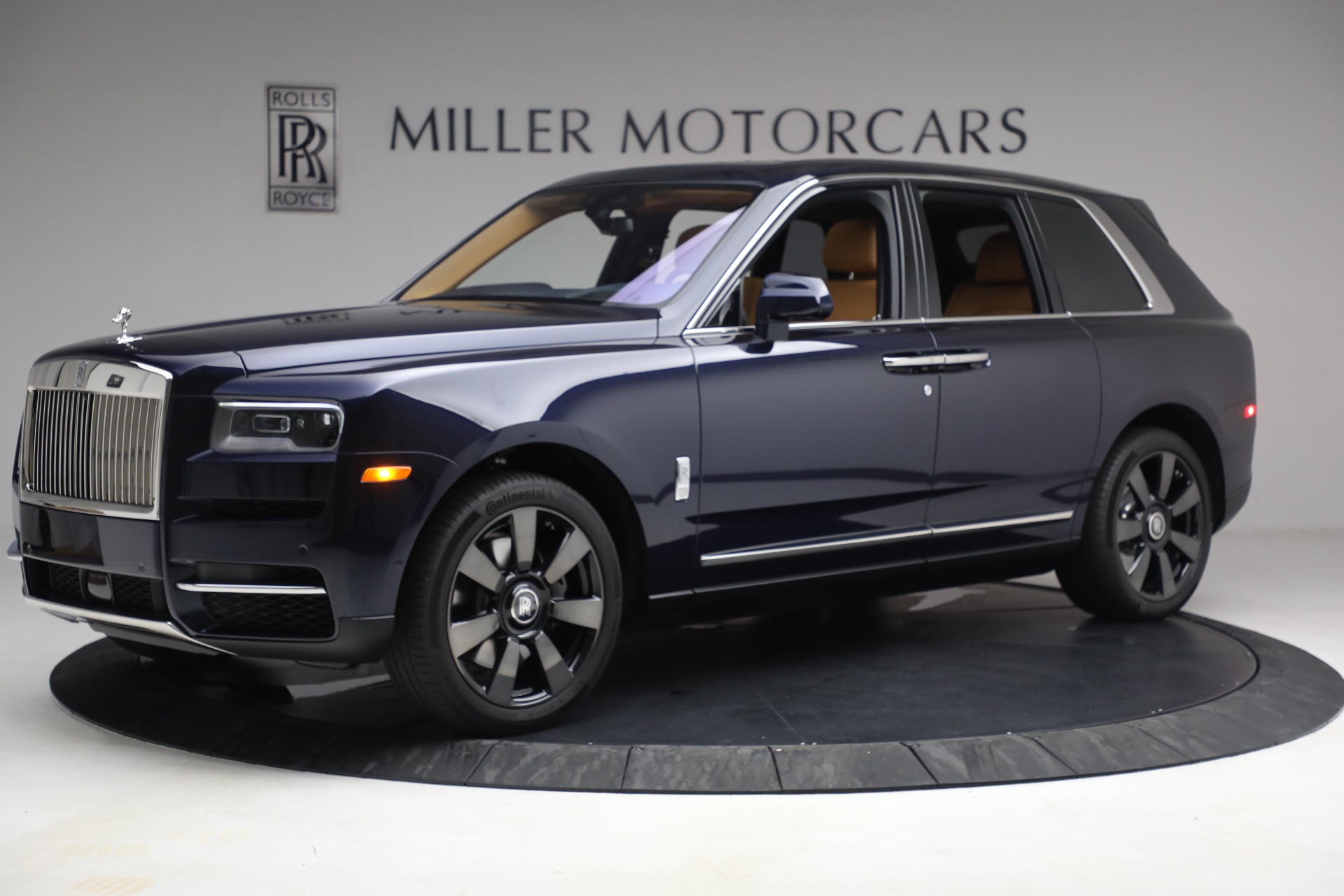 Used 2020 Rolls-Royce Cullinan for sale Call for price at Alfa Romeo of Westport in Westport CT 06880 1