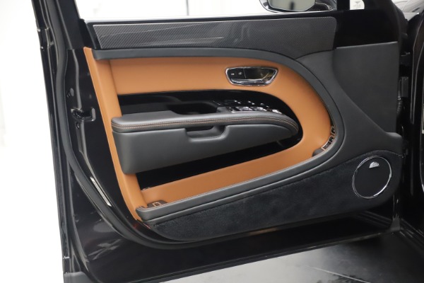 Used 2016 Bentley Mulsanne Speed for sale Sold at Alfa Romeo of Westport in Westport CT 06880 17