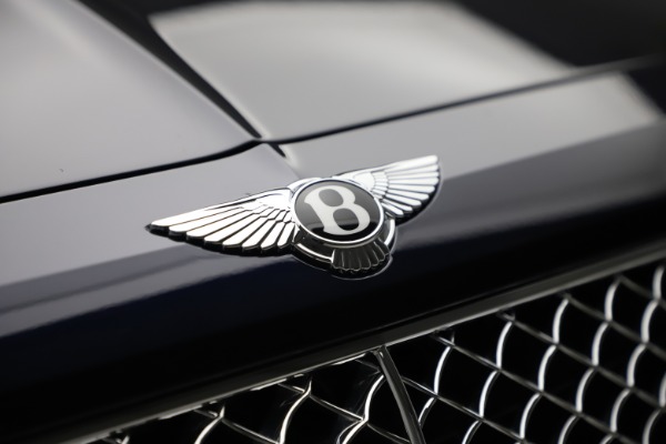 Used 2017 Bentley Bentayga W12 for sale Sold at Alfa Romeo of Westport in Westport CT 06880 14