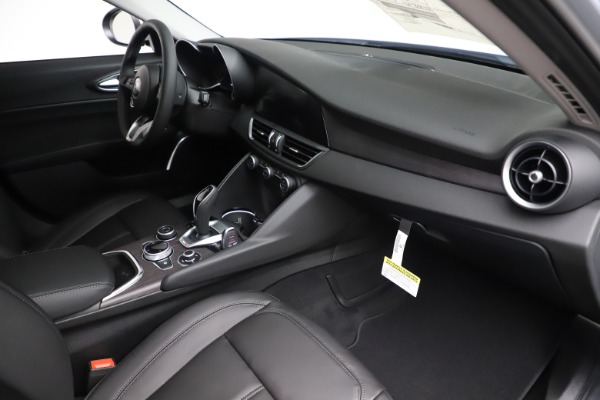 New 2020 Alfa Romeo Giulia Ti Q4 for sale $52,345 at Alfa Romeo of Westport in Westport CT 06880 22