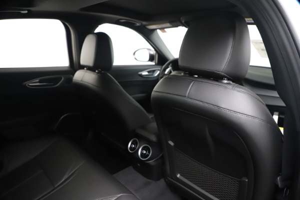 New 2020 Alfa Romeo Giulia Sport Q4 for sale $49,145 at Alfa Romeo of Westport in Westport CT 06880 28