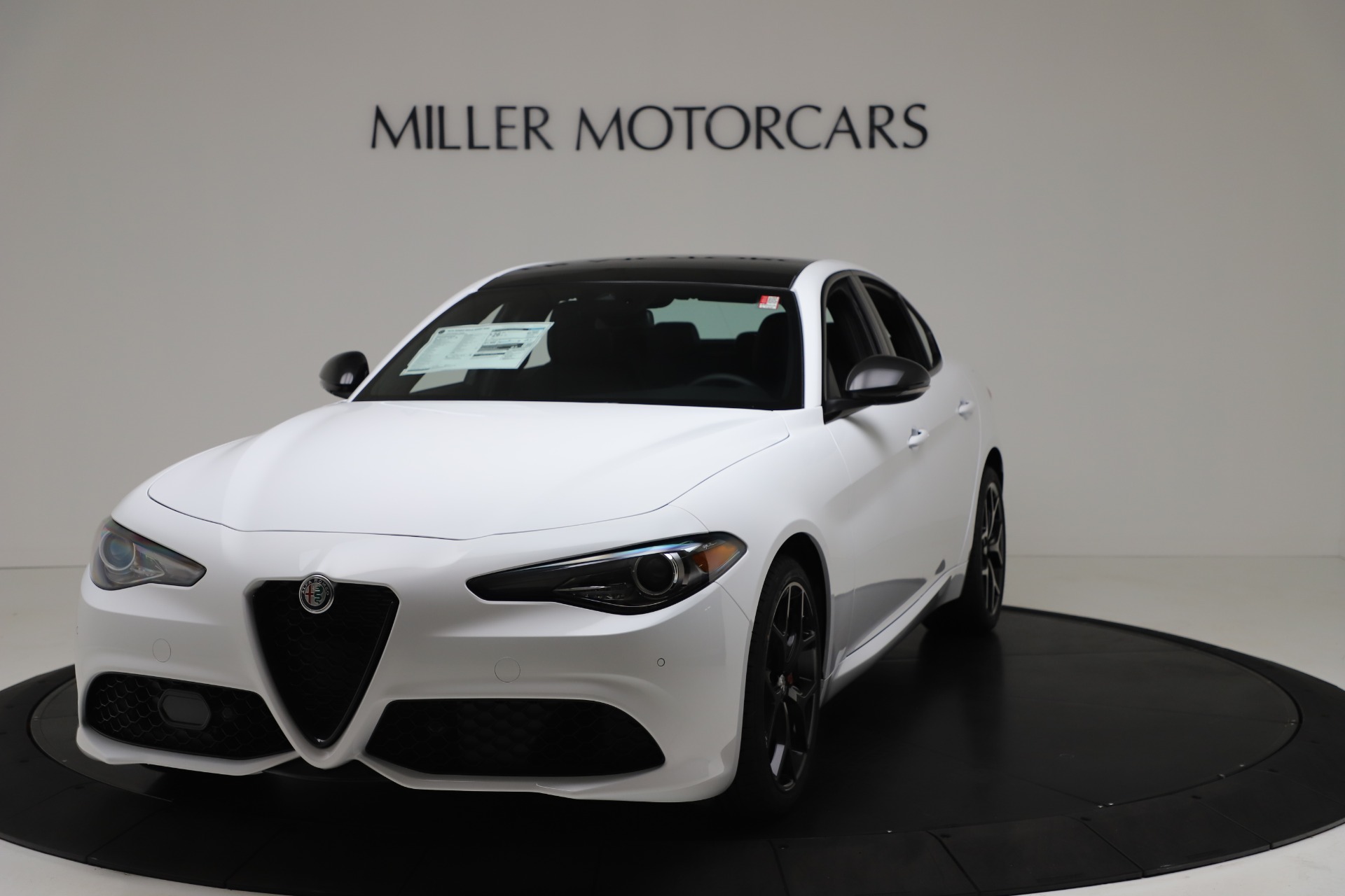 New 2020 Alfa Romeo Giulia Sport Q4 for sale $49,145 at Alfa Romeo of Westport in Westport CT 06880 1