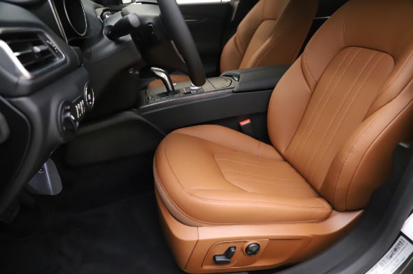 New 2020 Maserati Ghibli S Q4 for sale $82,385 at Alfa Romeo of Westport in Westport CT 06880 15