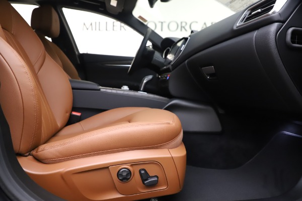 New 2020 Maserati Ghibli S Q4 for sale $82,385 at Alfa Romeo of Westport in Westport CT 06880 23