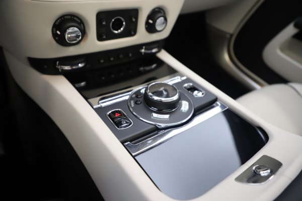 Used 2017 Rolls-Royce Dawn Base for sale Call for price at Alfa Romeo of Westport in Westport CT 06880 24