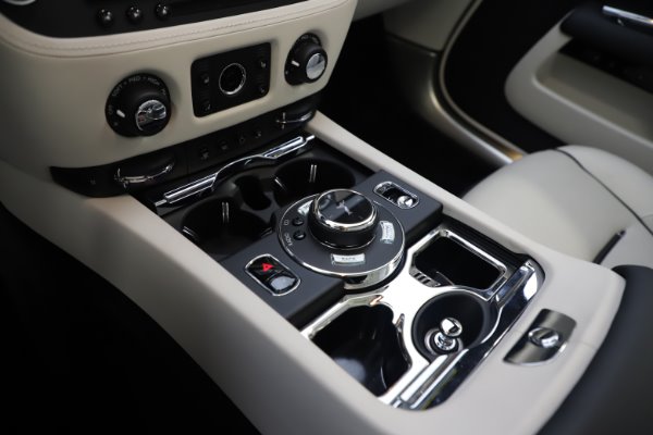 Used 2017 Rolls-Royce Dawn Base for sale Call for price at Alfa Romeo of Westport in Westport CT 06880 25