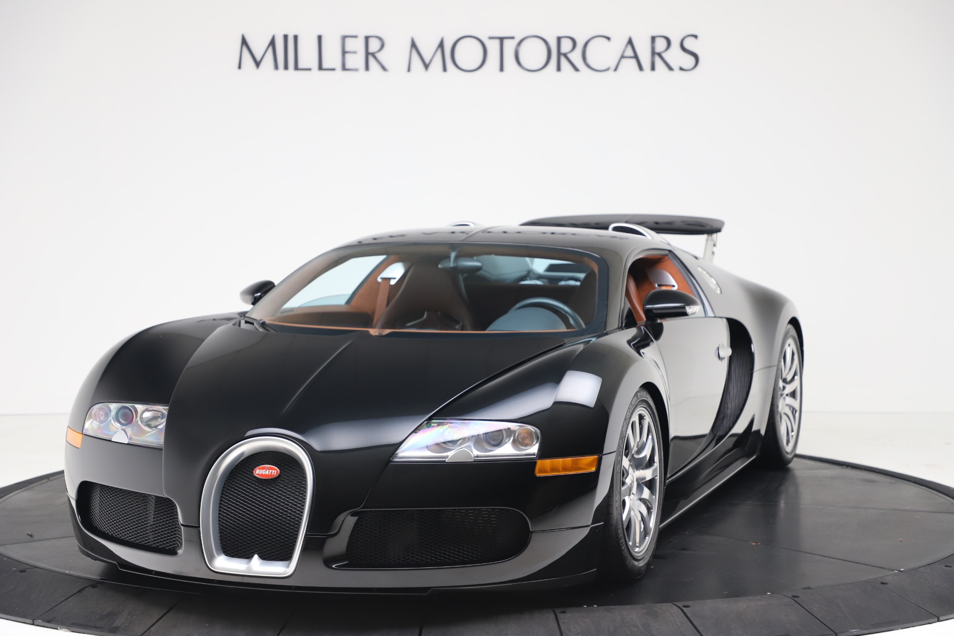 Used 2008 Bugatti Veyron 16.4 for sale Sold at Alfa Romeo of Westport in Westport CT 06880 1