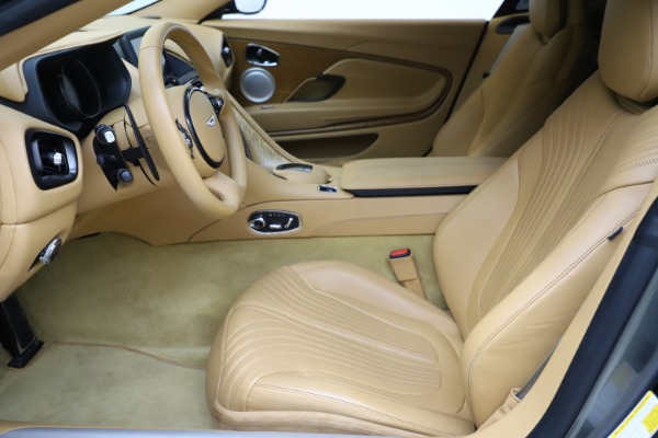 Used 2017 Aston Martin DB11 V12 for sale Sold at Alfa Romeo of Westport in Westport CT 06880 14