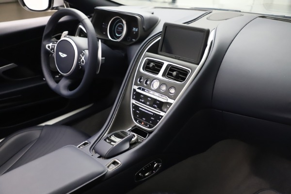 New 2020 Aston Martin DB11 Volante Convertible for sale $253,181 at Alfa Romeo of Westport in Westport CT 06880 19