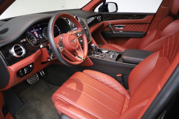 Used 2017 Bentley Bentayga W12 for sale $145,900 at Alfa Romeo of Westport in Westport CT 06880 17